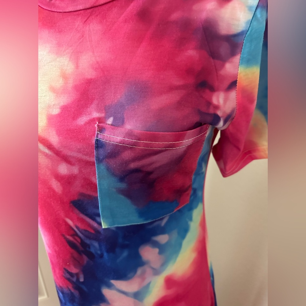 Colorful Dress - Picture 2 of 6